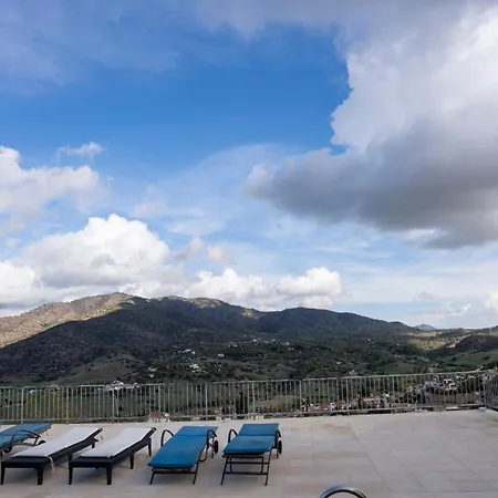 Great - Amazing Views Vila Lemesos