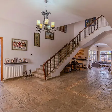 Great - Amazing Views * Λεμεσός